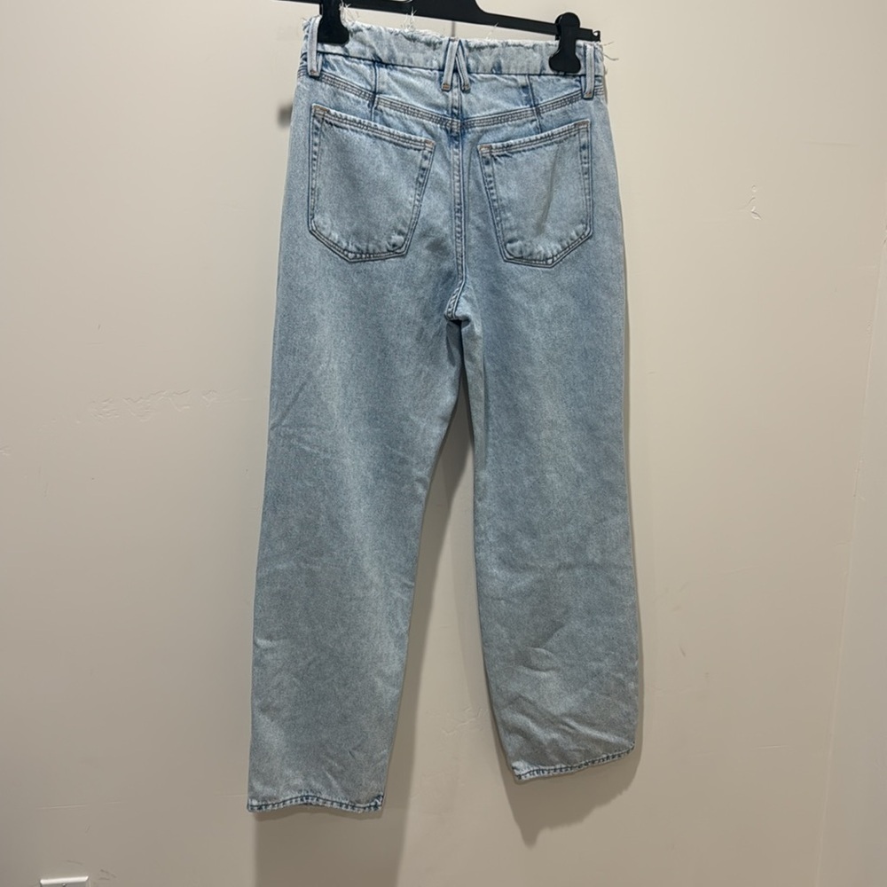 Good American Good Girlfriend Ripped Side Hem Jeans - Picture 4 of 6